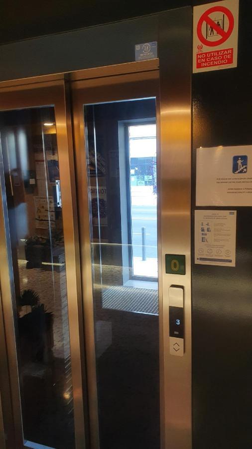 Albergue Peregrinos San Francisco De Asis ليون المظهر الخارجي الصورة