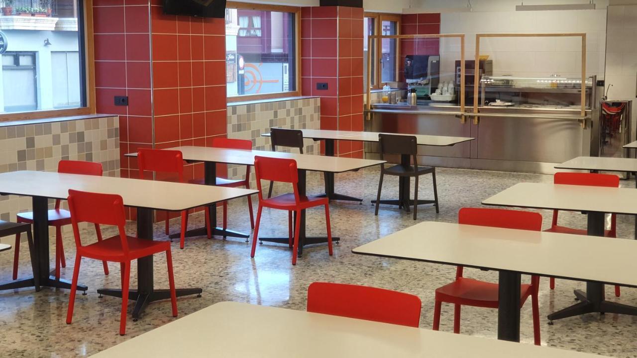 Albergue Peregrinos San Francisco De Asis ليون المظهر الخارجي الصورة